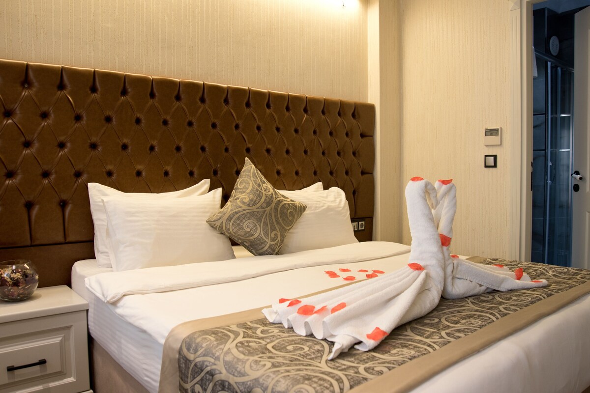 Standard Double Room 6